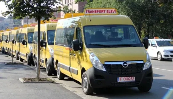 Előre megkaphatják a következő hónapra szóló utazási támogatást az ingázó diákok