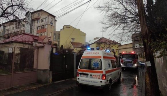 Ezúttal egy erdélyi gyermekkórházban csaptak fel a lángok
