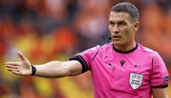 Az erdélyi magyar játékvezetőt is delegálták a világbajnokság nyitómeccsére