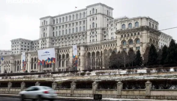 Egy kézen meg sem számolható, hány olyan párt van, amely nem jutott parlamentbe, vagy el sem indult a választáson, mégis vannak 