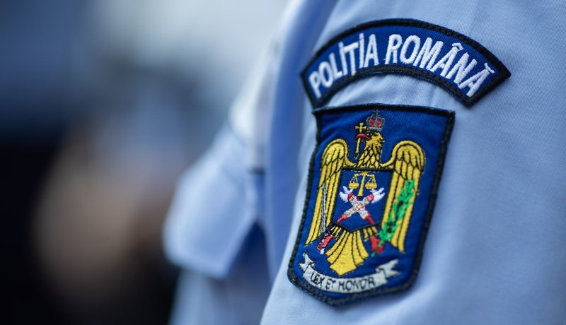 Nem védte meg az egyenruha, kollégái tartóztatták le a bűnöző rendőrt 