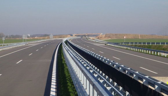 Idén sem lesz meg az ezer kilométernyi autópálya, a következő tíz évben összesen nagyjából 900 kilométernyi épülhet meg