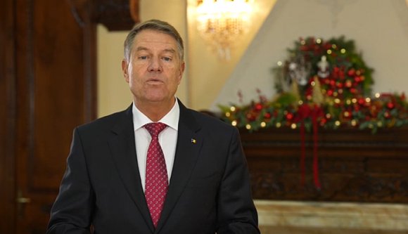 Befutott Iohannis karácsonyi jókívánsága, most már semmi baj nem történhet