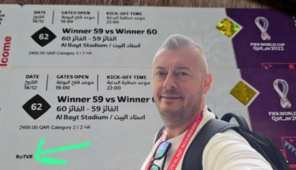 Botrány a köztévénél: meccsbelépőkkel seftelt a foci-vb-n a TVR küldöttségének a vezetője