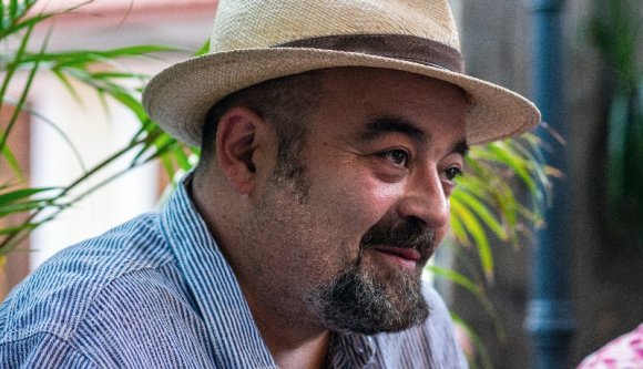 „Erdély lehetett volna a kelet Svájca” – interjú Király Zoltán költővel, műfordítóval