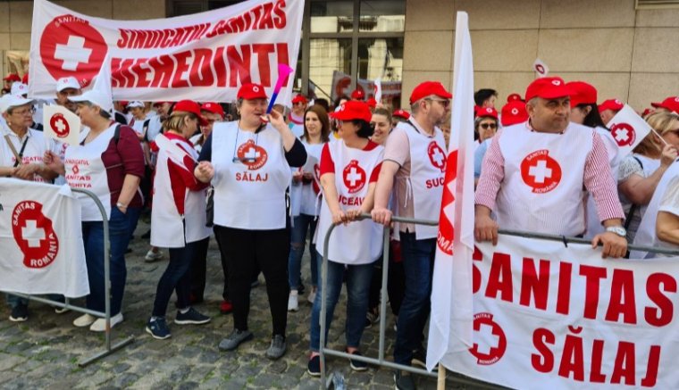 Az egészségügyisek is a sztrájk mezejére lépnek, Iohannis szászosan sürget, kaptunk pontot a demokráciánkra – hírmix