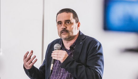 A román társadalom már nem retteg annyira a magyaroktól, hogy ebből kiemelt politikai téma legyen – Kiss Tamás szociológussal be