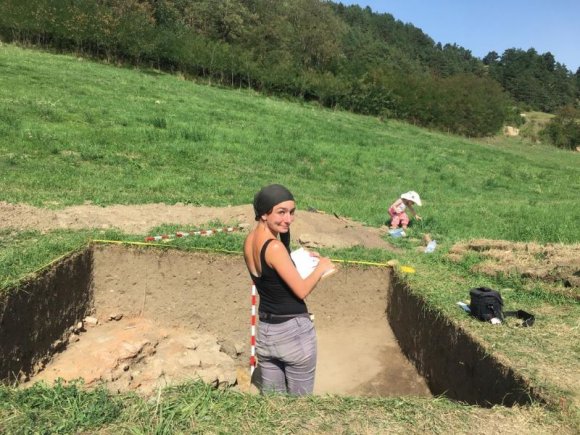 Akinek a férfi kollégák nem tudták azonnal kivenni a kezéből az ásót – Boér Ilka régésszel beszélgettünk