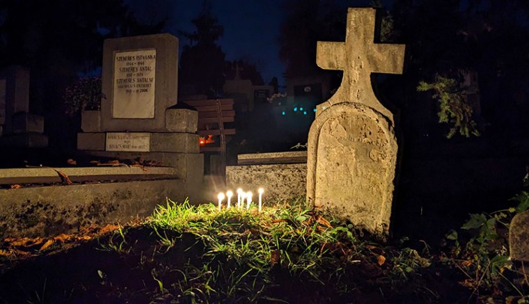 Halottak napja a Házsongárdi temetőben (FOTÓKKAL)