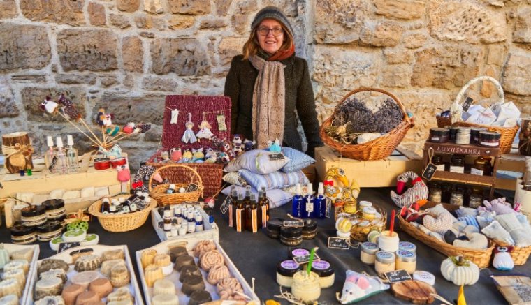 Mit jelent háromezer tő levendula? A saját levendulaültetvényt gondozó Pásztor Krisztina pontosan tudja ezt