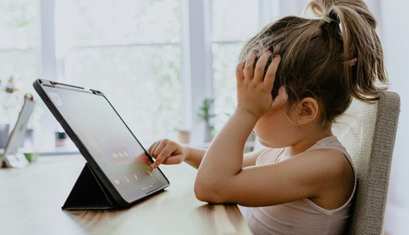 Az oktatás szemmel láthatóan válságban van – de mi a megoldás?