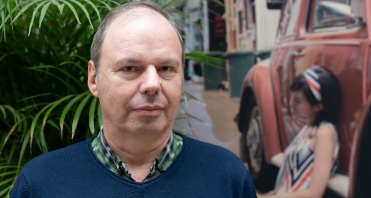 „Szerintem csak örültünk az életnek” – interjú Vermesser Levente költővel