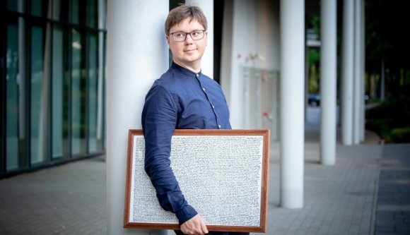 Miért maradt ki Gheorghe Funar a versből? – interjú Korpa Tamás költővel