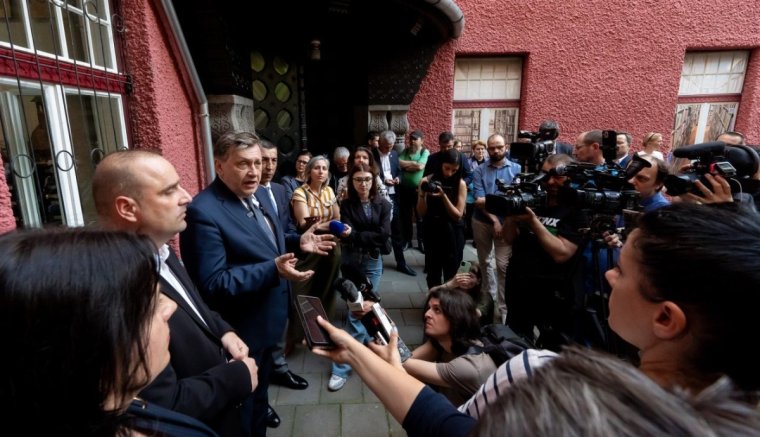 Megtisztelő-e, hogy Crin Antonescu Székelyföldre látogatott, és ha igen, akkor miért nem?