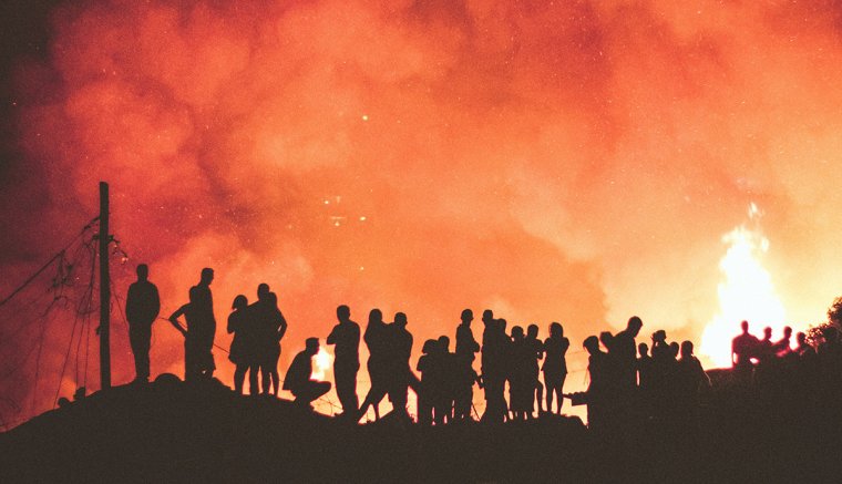A „mit kezdjünk a szélsőségesekkel?” kérdéstől a „mit kezdenek velünk a szélsőségesek?” kérdésig
