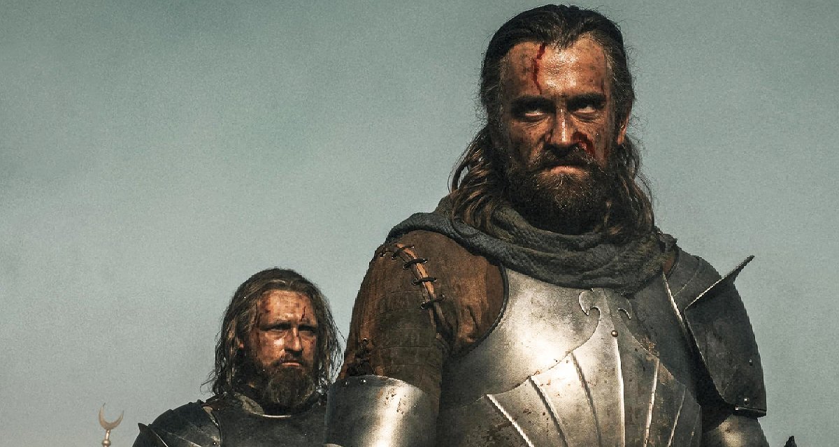 Hunyadi János, ezúttal szinte talpig vasban, törökverő indulattal. Fotó forrása: IMDb. 