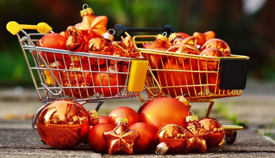 Ünnepeink összecsúszása: fekete karácsony és csillogó péntek hónapokon át