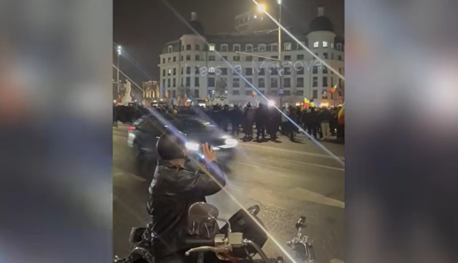 Csaknem egy hónappal halasztották el a különnyugdíjakkal kapcsolatos döntést a talárosok – hírmix