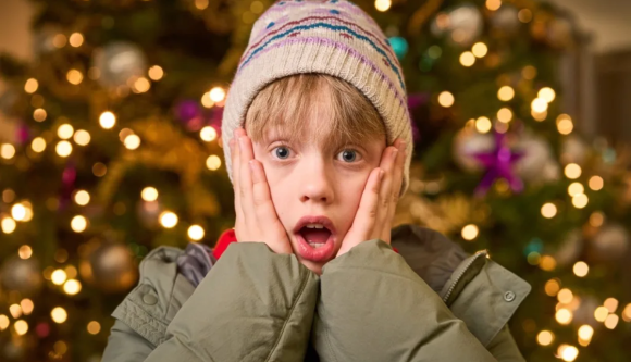 Eurótízezreket költenek a polgármesteri hivatalok ünnepi fényekre, tűzijátékokra és zászlókra – hírmix