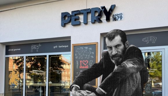 Petri a Petryben: így lesz a növendékmarhalábszár-sonkából emléktábla (kettő)