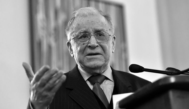 Nemzeti gyásznappá nyilvánította a kormány augusztus 7-ét Ion Iliescu emlékére