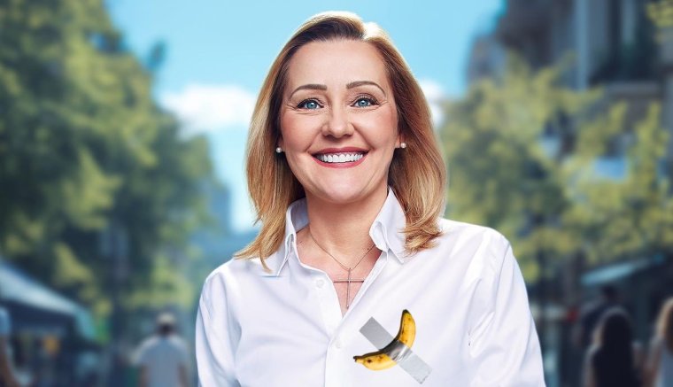 Idén Lasconi volt a Mikulás, de csak virgácsot hozott :( – hírek szombaton