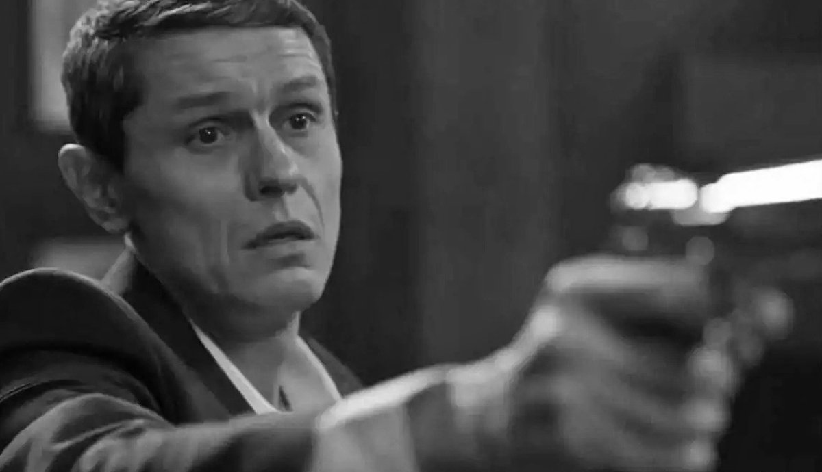 Vlad Plaha (Iulian Postelnicu). Jelenet a filmből. 