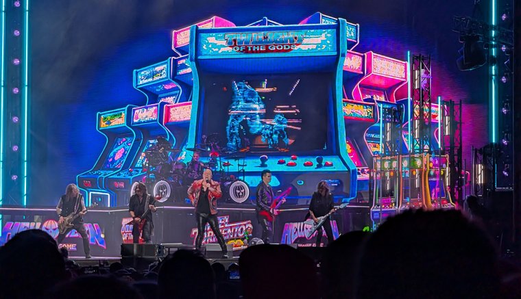 Isten hozott Vadkeletre – a Rockstadt Extreme Fest mint a spontán önszerveződés ideiglenes városa