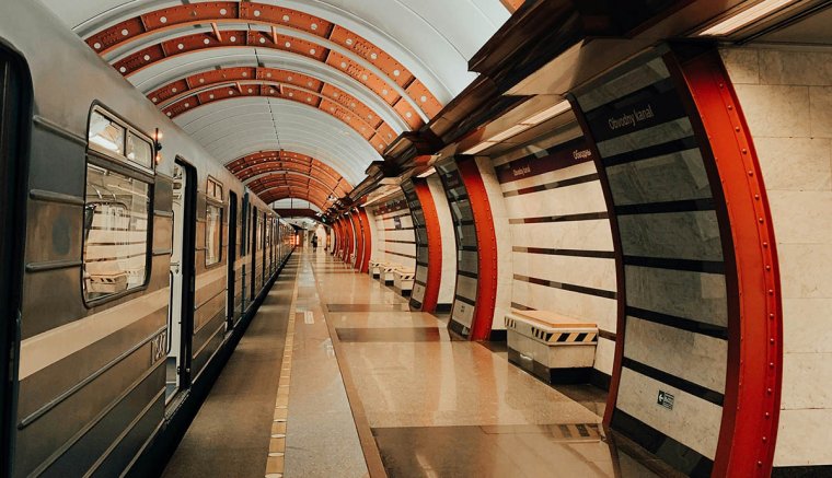 Emil Boc: van pénz, lesz kolozsvári metró! – hírek csütörtökön
