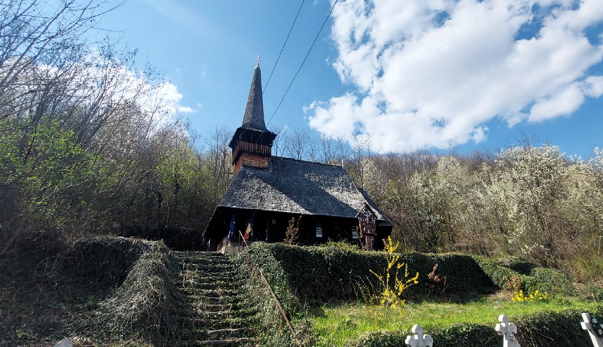 A ferencbányai ortodox fatemplom, amely állítólag bizonyítja, hogy a románok az urak a vidéken. 