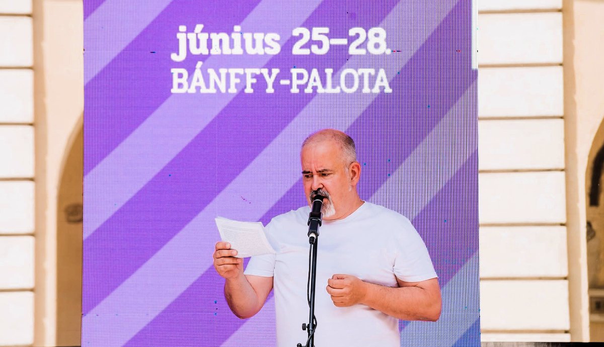 Fotó forrása: A Kolozsvári Ünnepi Könyvhét Facebook-oldala. 