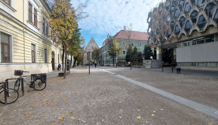 Söprik a kolozsvári utcát, avagy a kincses város központi ékkövének kálváriája