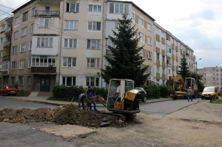 Előbb az infrastrukturális fejlesztések, utána az útrehabilitációk
