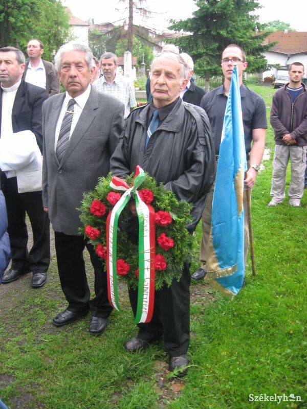 •  Fotó: Kertész László