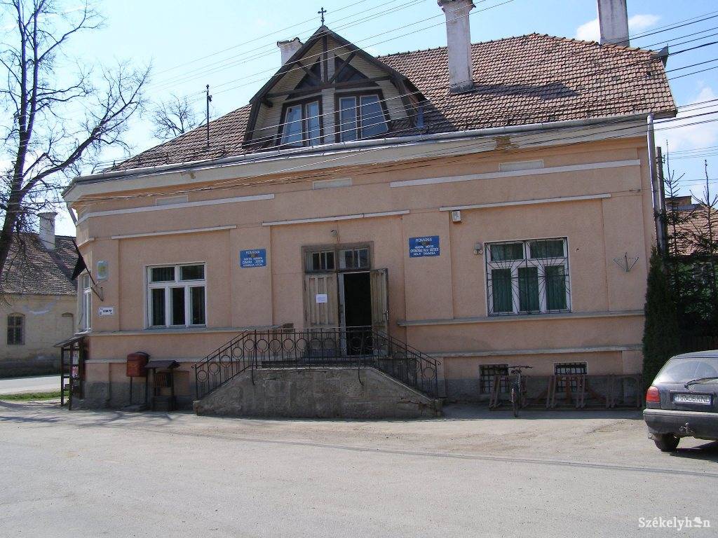 •  Fotó: Józsa Jenő