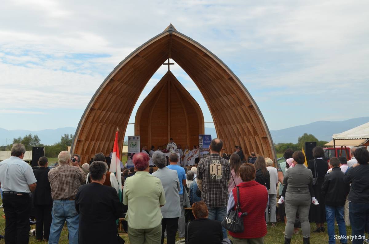 &bullet;  Fotó: Iochom Zsolt