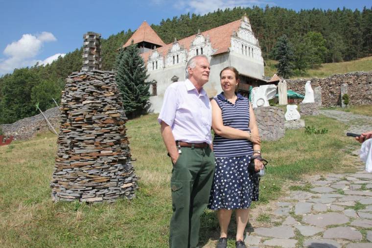 Gróf örökös a Lázár-kastélyban