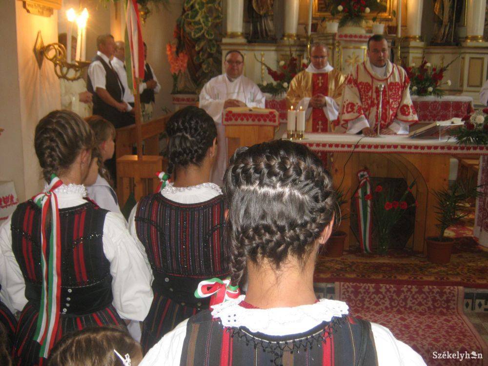 &bullet;  Fotó: Balázs Katalin