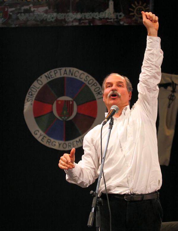 Néptáncgálát tartanak Remetén