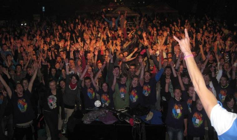 Ifinapok tartalmas programokkal, jó hangulattal