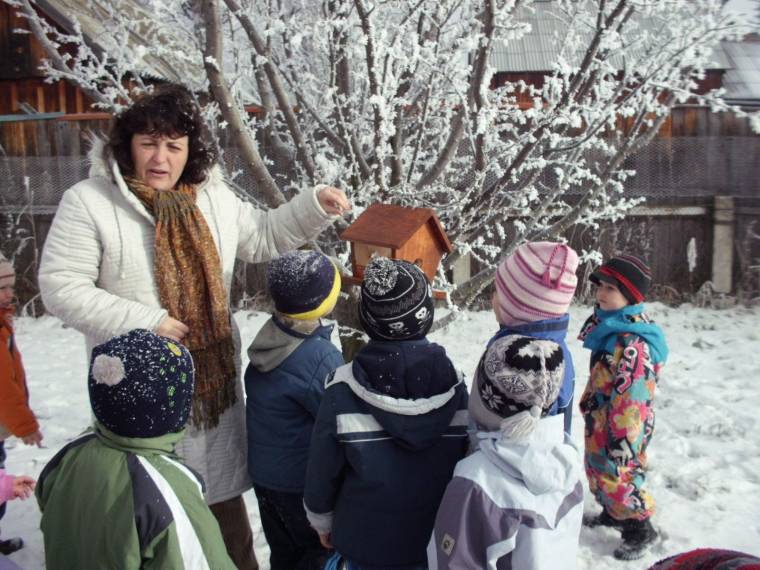 Lakójuk még nincs, gazdájuk van a madáretetőknek