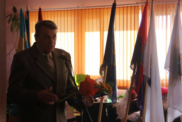 Díjözön az arra érdemeseknek