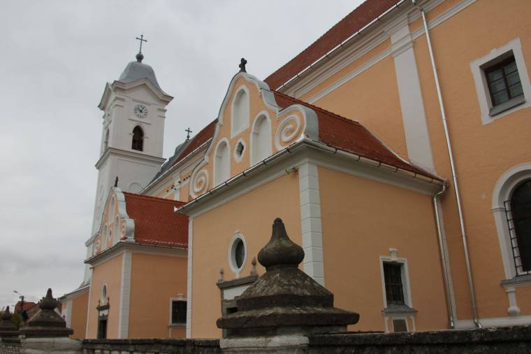 Folytatják a Szent Miklós-templom felújítását