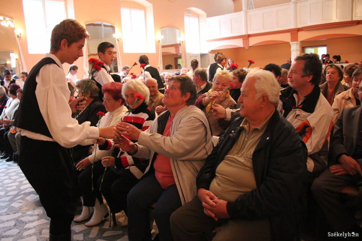 &bullet;  Fotó: Pethő Melánia