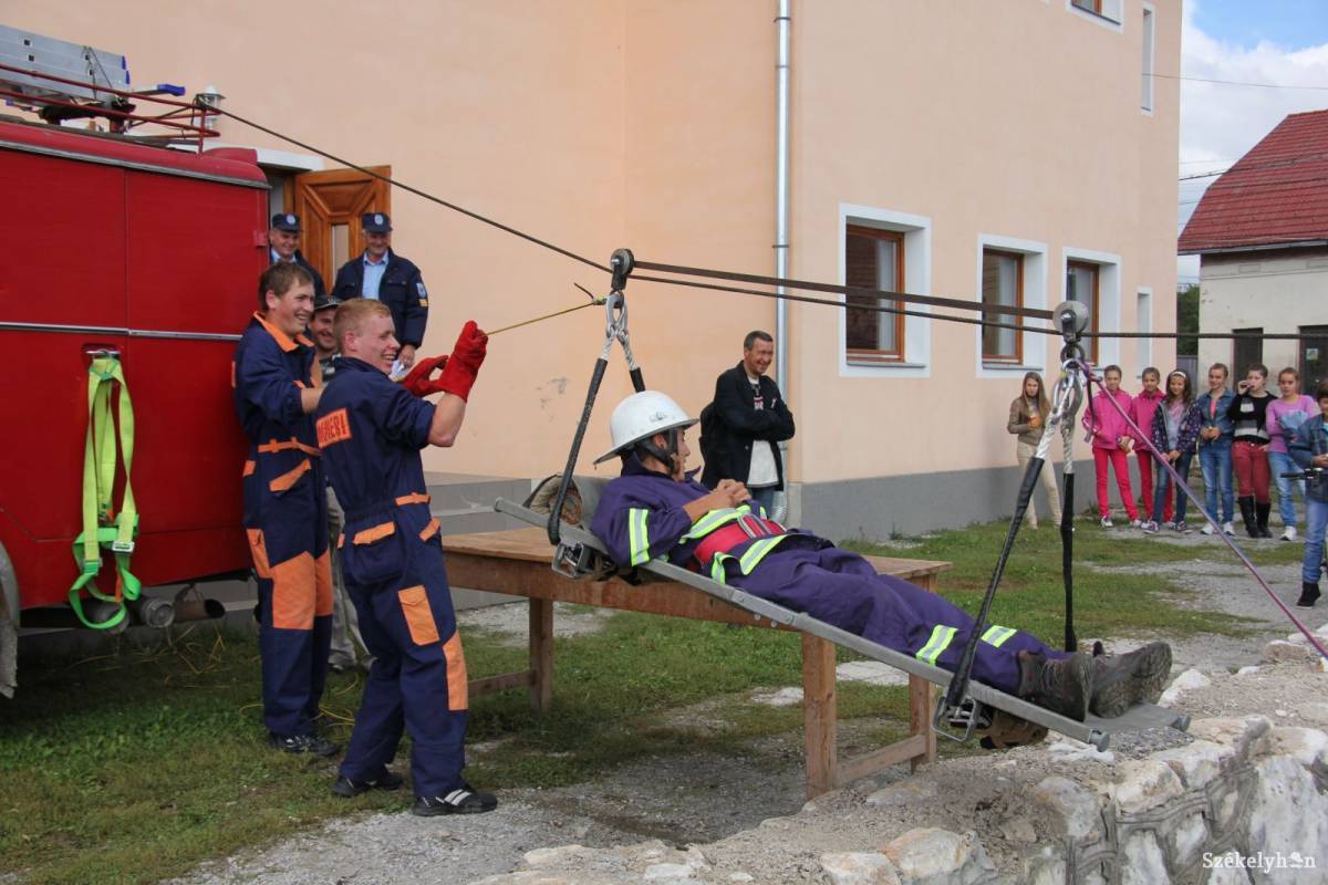 &bullet;  Fotó: Pethő Melánia