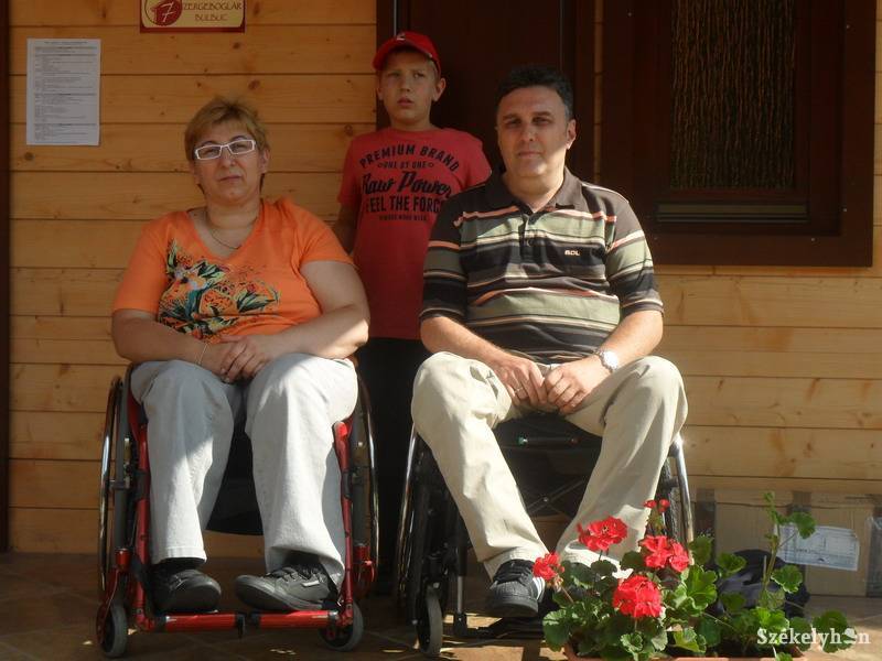 •  Fotó: Kertész László