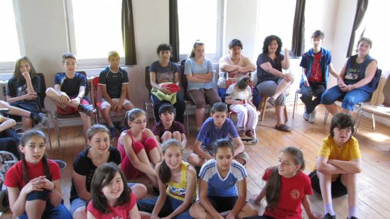 Tánclépésben a fejlődés útján