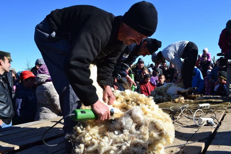 Az Úr áldása Alfalu és Borzont gazdáin