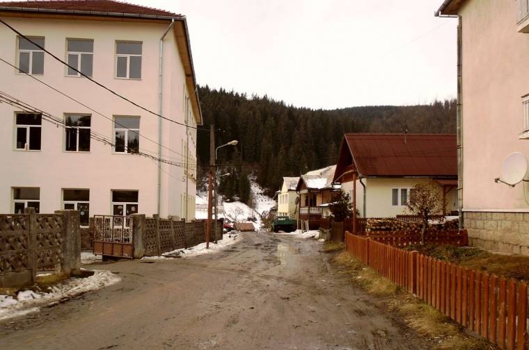 Borszék útjai száz százalékban újraépülnek