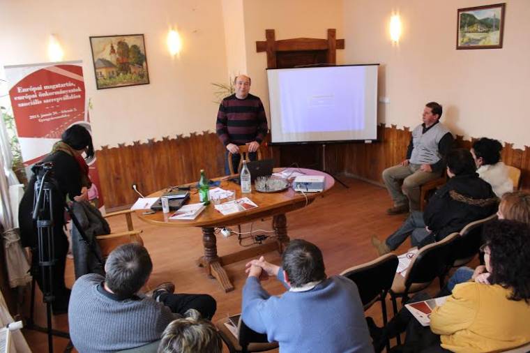A cél: közös szociális hálózat működtetése
